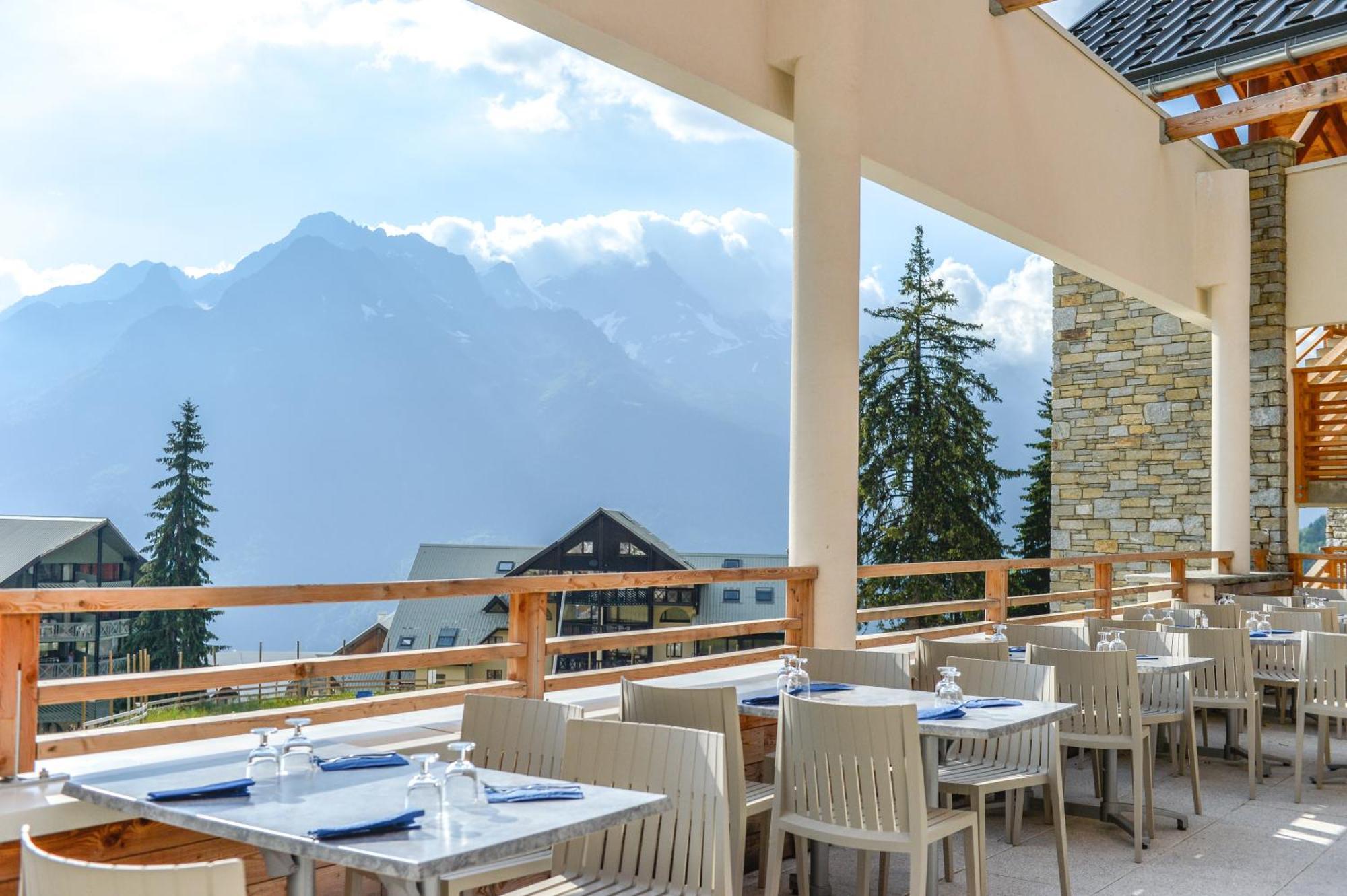 Villages Clubs Du Soleil - Oz En Oisans Oz Екстериор снимка